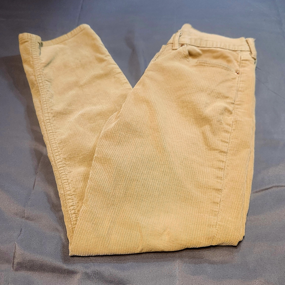 ⭐️Levi's 514 Women's Straight Leg Tan Corduroy Jeans Size 34 - Picture 4 of 8